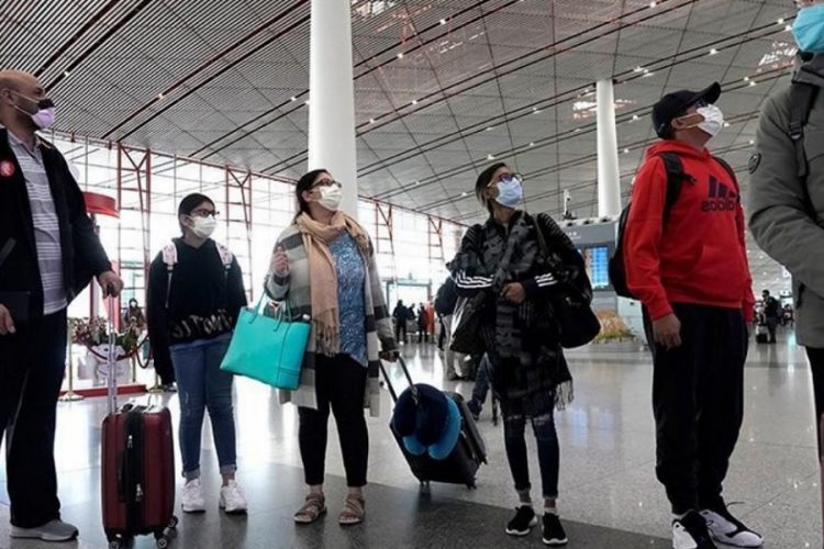 новость 29-01-2021 Коронавирус подтвердился у 1% россиян, путешествовавших на новогодние даты