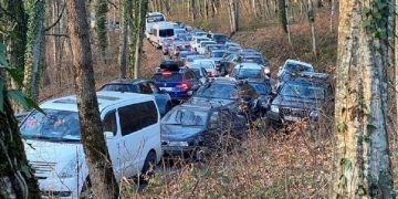 новость 04-01-2021 Сочи переживает наплыв туристов. Жители возмущены их толпами