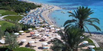 новость 05-01-2021 Пандемия covid отбросила туризм Кипра на сорок лет назад