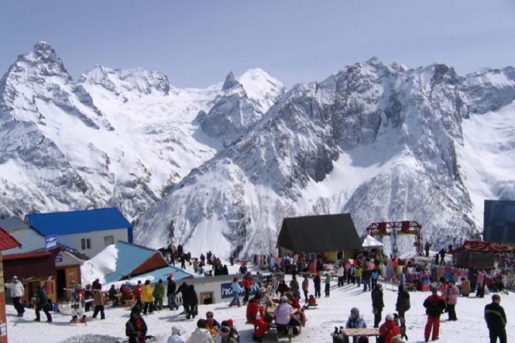 новость 06-01-2021 Взвинтили цены в 4 раза: во сколько россиянам обошелся новогодний отдых?