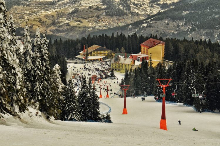 новость 09-01-2021 Горнолыжные курорты Турции просят власти отменить комендантский час