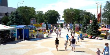Стало известно, насколько упал турпоток в Краснодарском крае по итогу года