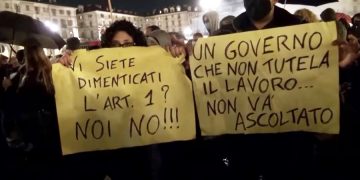 Представители туризма Италии вышли на улицы