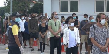 В Таиланде туристов приговорили к тюремному заключению из-за вечеринки