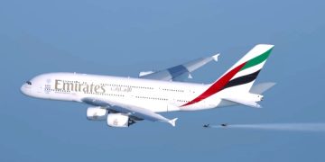 Авиакомпания Emirates предлагает скидки на рейсы на популярные курорты