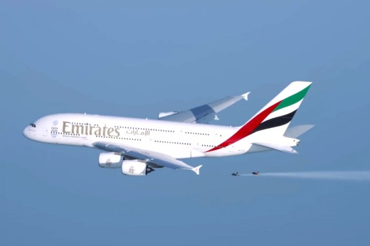 Авиакомпания Emirates предлагает скидки на рейсы на популярные курорты