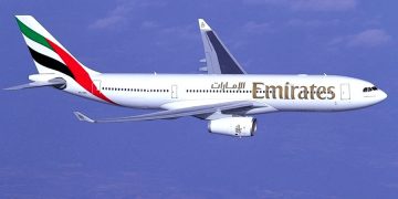 Авиакомпания Эмирейтс больше не будет требовать ПЦР-тесты у некоторых пассажиров