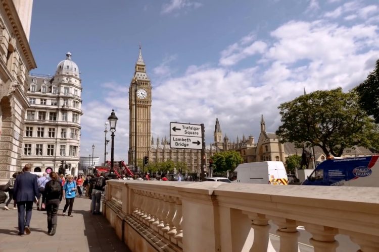 Великобритания отложит рестарт туризма - процесс вакцинации хотят растянуть