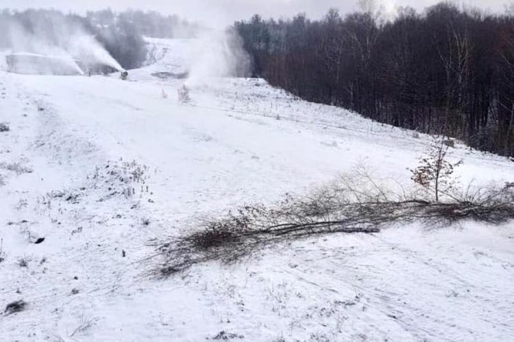 Местные напали на горнолыжный курорт: хотели отдыхать бесплатно