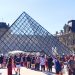 Французский Лувр посчитал туристов и испытал настоящий шок