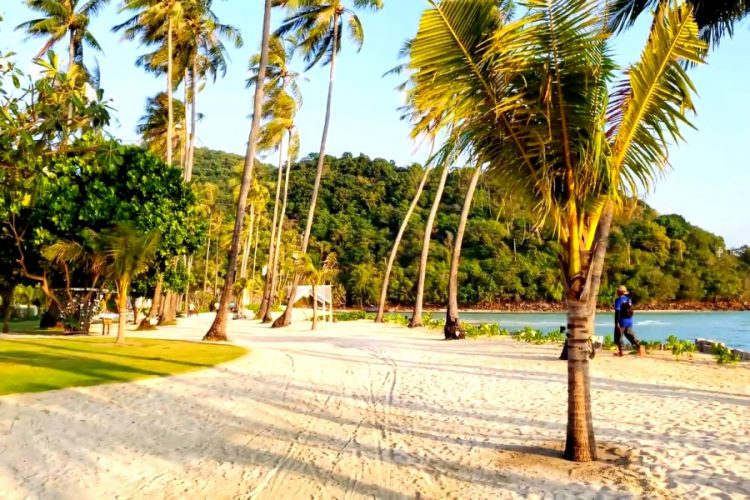 Пять прибрежных провинций Таиланда заблокируют