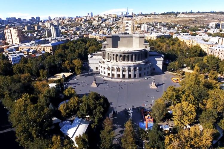 Армения рассчитывает на стремительное восстановление турпотока с 1 февраля