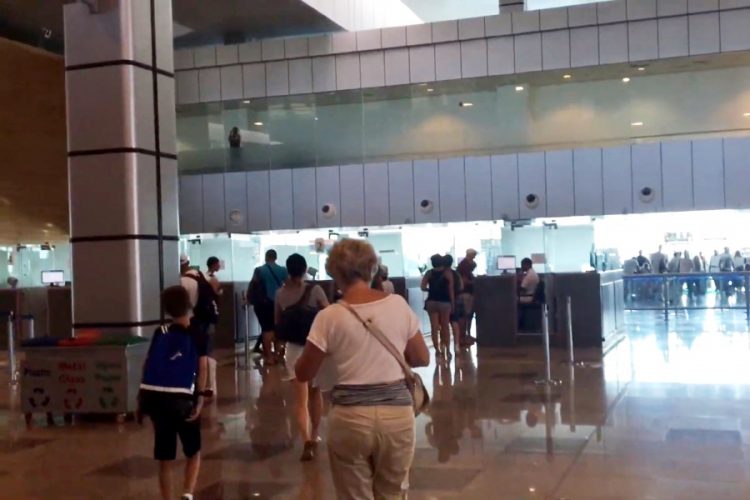 В аэропорту Хургады начались долгожданные проверки