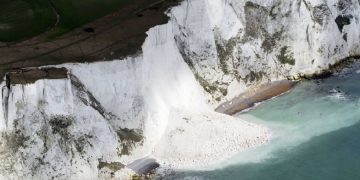 новость 05-02-2021 Белые скалы Дувра стремительно разрушаются