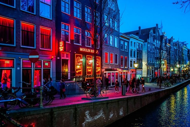 новость 03-02-2021 Квартал красных фонарей "переедет" на окраину Амстердама