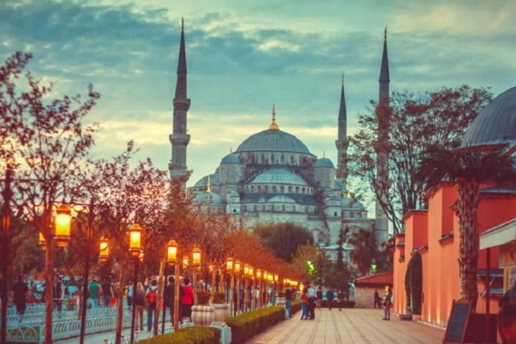 новость 24-02-2021 Когда снимут ограничения в Стамбуле?