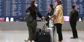 новость 10-02-2021 Когда ожидать снятия ковидных ограничений в России?
