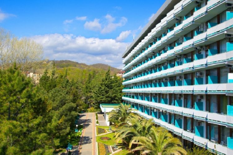 новость 27-02-2021 В пансионатах и санаториях Сочи продано 80% мест