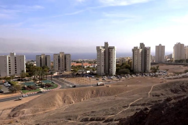 СМИ Израиля: "Вся Европа ждет вакцин, а здесь люди не хотят прививаться"