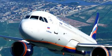 Аэрофлот не впустил в самолет инвалида с собакой-поводырем