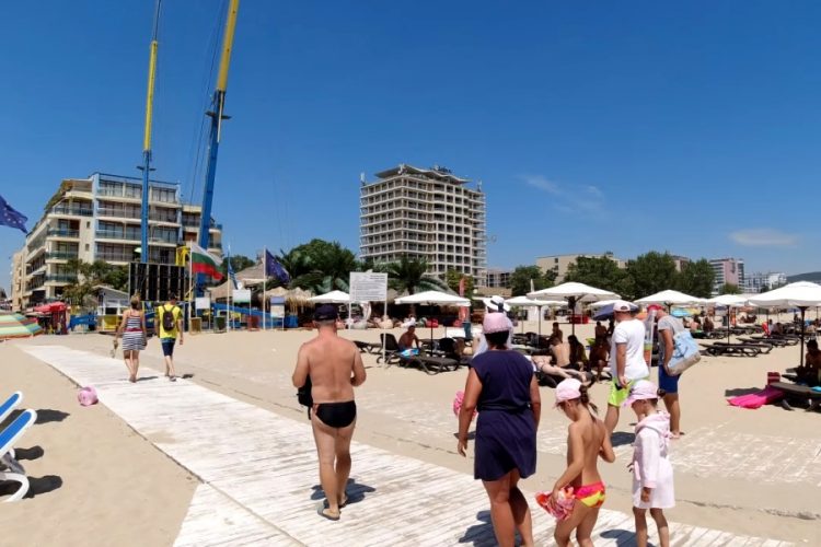 В Болгарии намерены создавать зеленый коридор для россиян