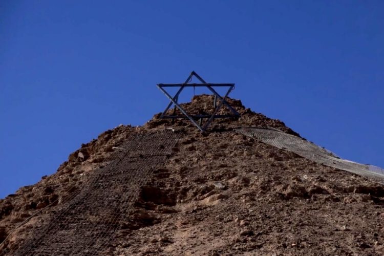 В отели Израиля впустят обладателей "зеленых значков"