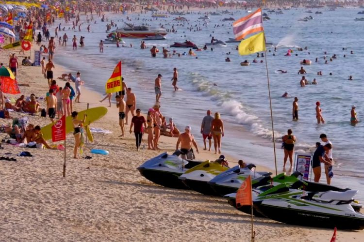 Турбизнес Таиланда требует ввести ковидные паспорта