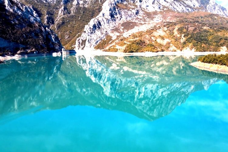 Россияне оставили без внимания страну, которую можно посещать без тестов и карантина