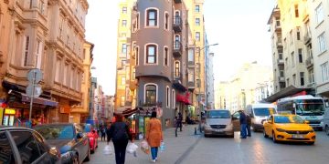Россияне стали лидерами среди туристов в Стамбуле
