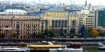 Группа в телеграмме предлагает скидки на отдых до 40%