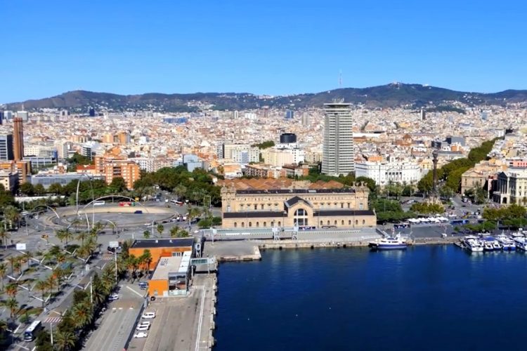 Чего должны добиваться туристы, отдых которых постоянно переносят?