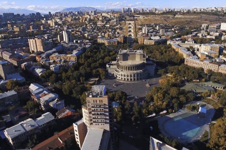 Могут ли россияне отправиться на отдых в Армению и Азербайджан?