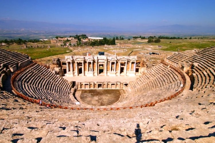 Уже сейчас известно, в какую страну поедет большинство российских туристов