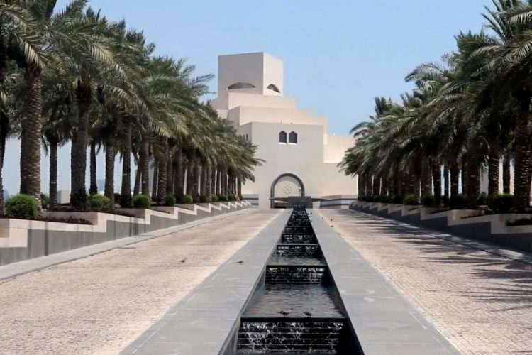 Страны Персидского залива одна за другой ужесточают карантин