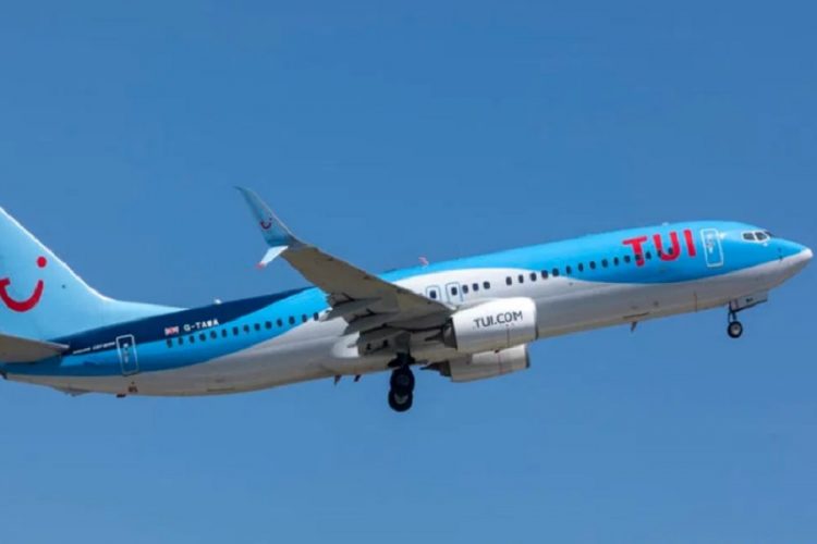 новость 03-03-2021 Крупный туроператор Великобритании отменил туры до середины мая