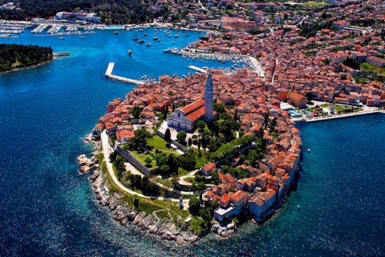 новость 29-03-2021 В Хорватии рассказали о правилах въезда для туристов из РФ