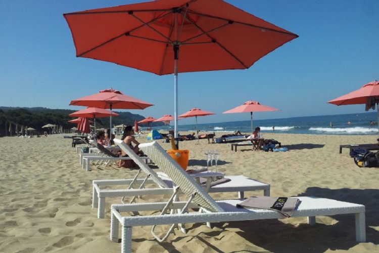 новость 15-03-2021 Стран Евросоюза начали настоящую войну за туристов