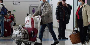 новость 01-03-2021 Надежды россиян на зарубежные поездки могут не оправдаться