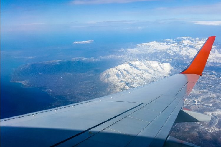 новость 25-03-2021 Авиабилеты международных перевозчиков в Грецию дешевле, чем у Аэрофлота в 3 раза