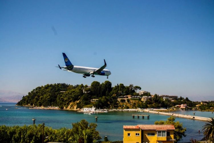 новость 08-03-2021 Россияне могут улететь в Грецию за 4800 рублей