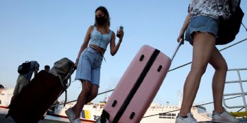новость 21-03-2021 Власти Греции увеличили квоту на прием российских туристов
