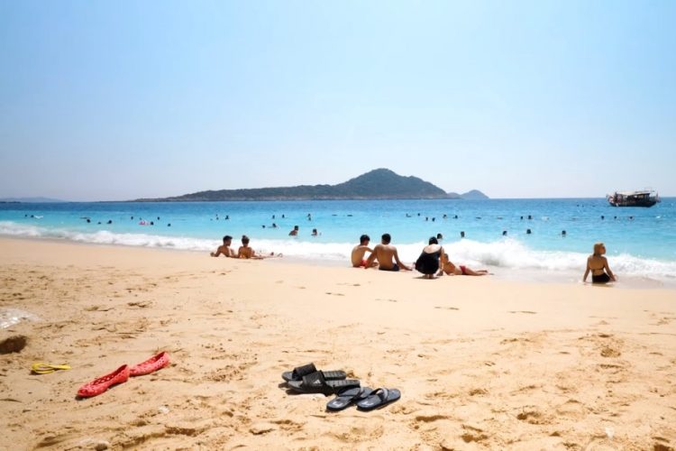 Туристов в следующем сезоне поделят между собой Россия и Турция