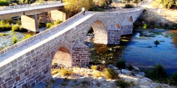 Турецкие власти закрывают город в провинции Чанаккале на 500 дней