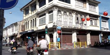 Иностранным студентам в Таиланде пригрозили депортациями