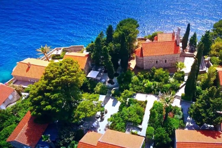 Ученые доказали, что классические туристы не влияют на ход пандемии