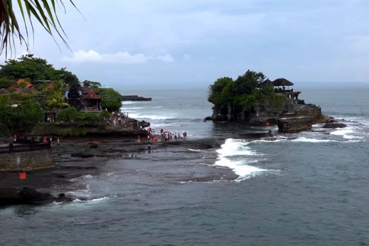 Остров Бали открывается, но с несколькими условиями