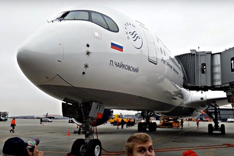 Россияне смогут пользоваться интернетом в полетах