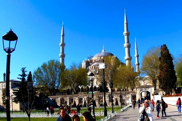 Некоторые туры пострадают от последних ограничений в Турции