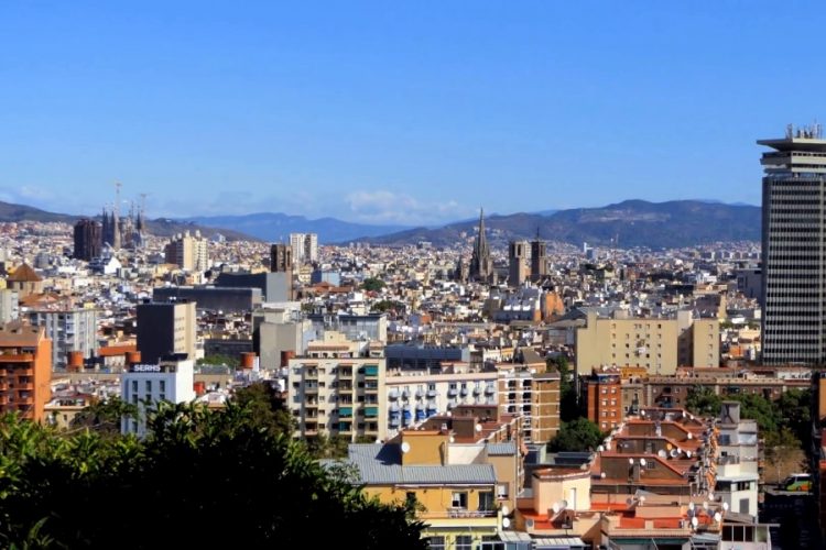 Испания не будет ждать достижения коллективного иммунитета для запуска туризма