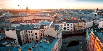 В Санкт-Петербурге рассказали, каким будет турсезон 2021 года